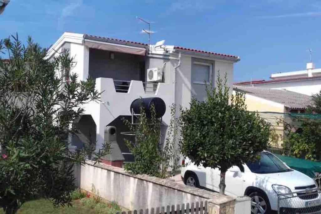 Apartment Mona Vir Dış mekan fotoğraf