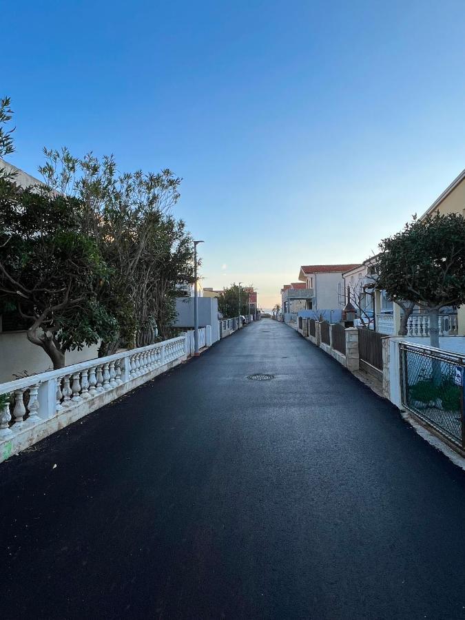 Apartment Mona Vir Dış mekan fotoğraf